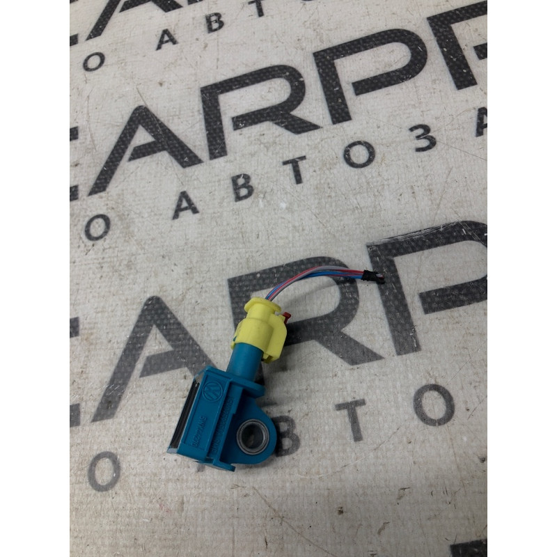 Датчик удара (электрика / датчики) Volkswagen Passat B7 2014 1.8 5k0959351a