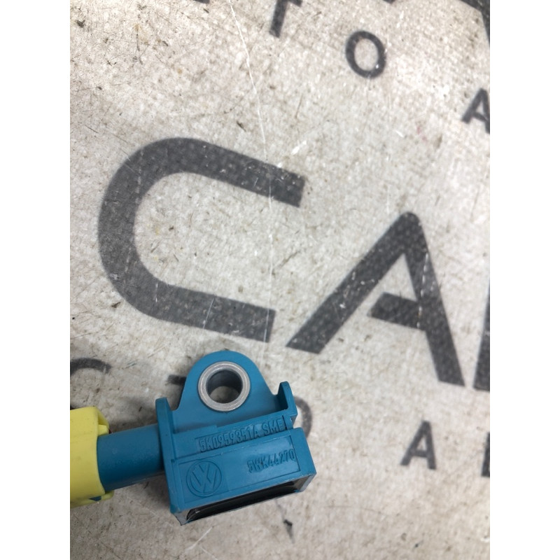 Датчик удара (электрика / датчики) Volkswagen Passat B7 2014 1.8 5k0959351a