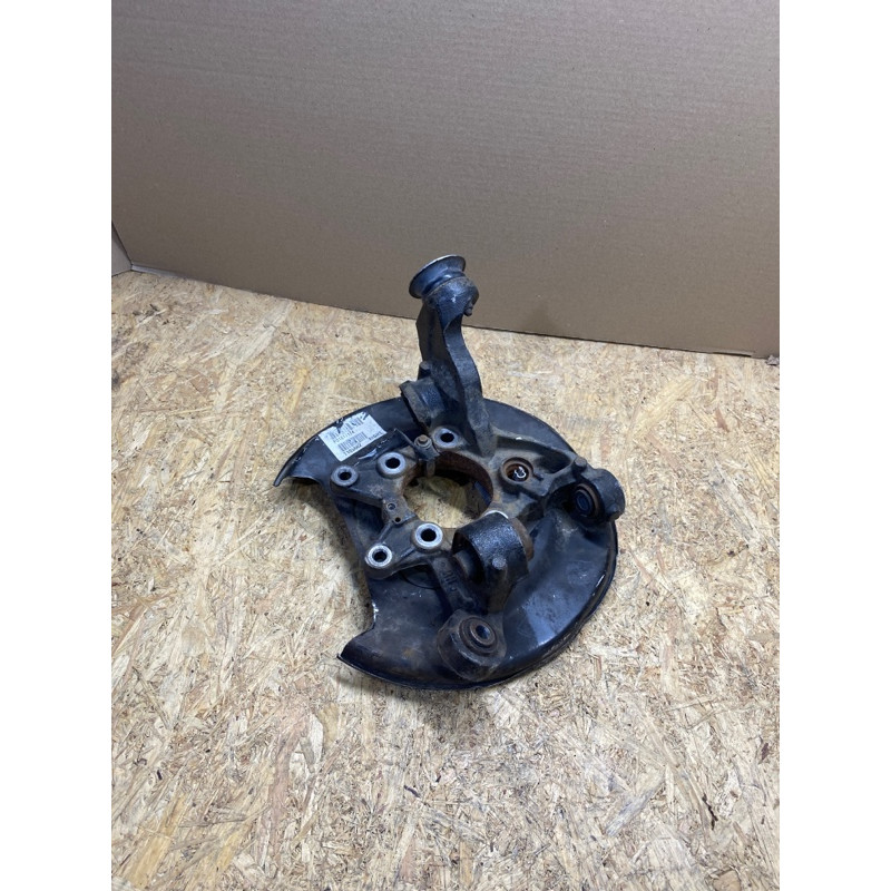 Цапфа подвески (подвеска) Volvo XC90 P28 31277992