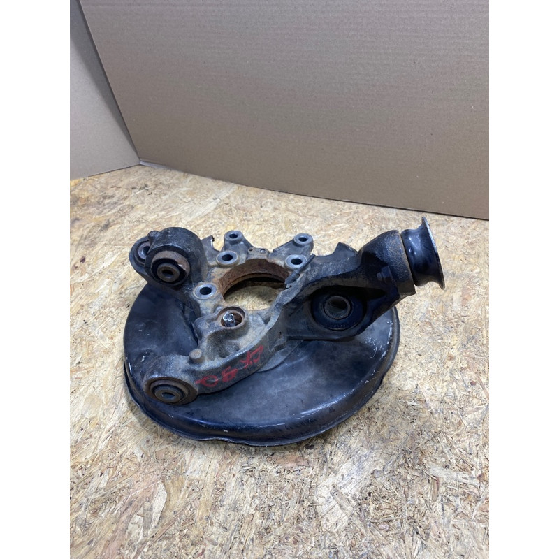 Цапфа подвески (подвеска) Volvo XC90 P28 31277992