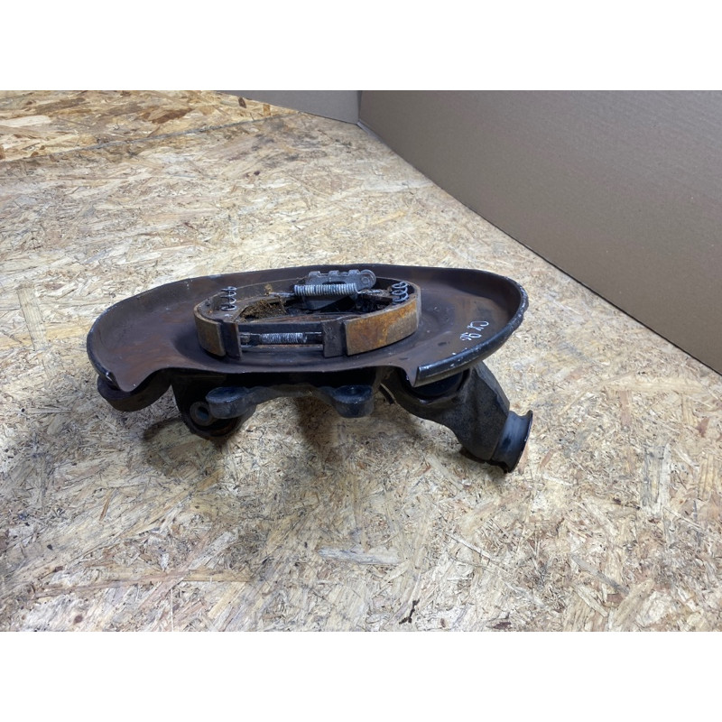 Цапфа подвески (подвеска) Volvo XC90 P28 31277992