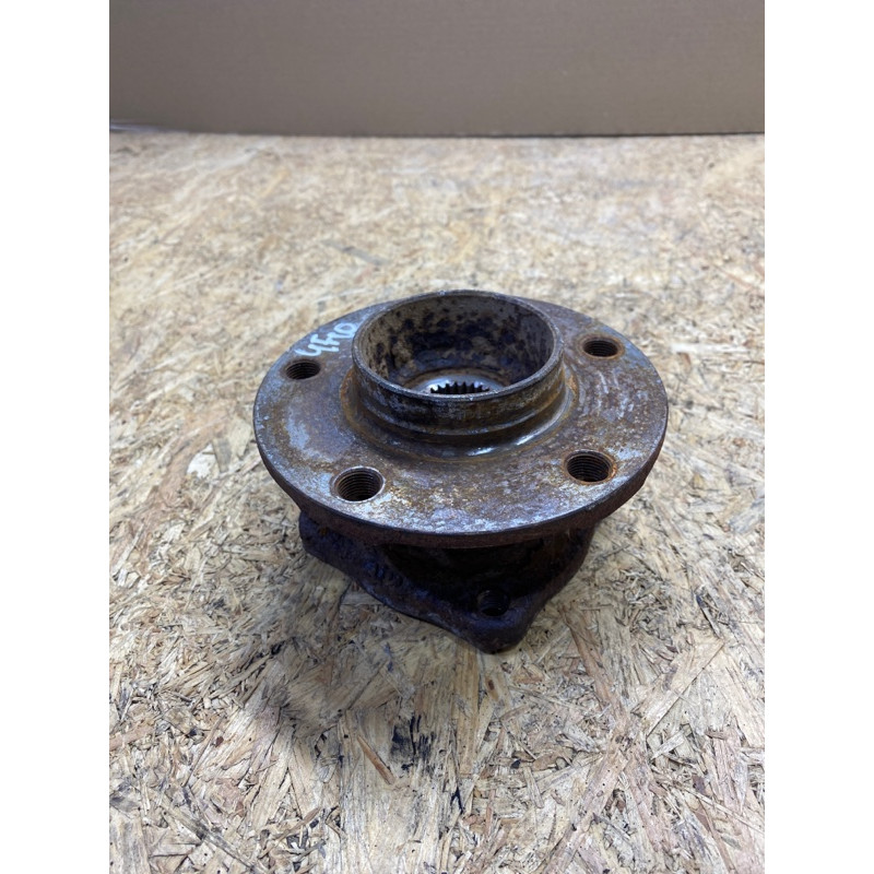 Ступиця (підвіска) BMW 5-series F10 2011 3.0 N55B30 33406850159