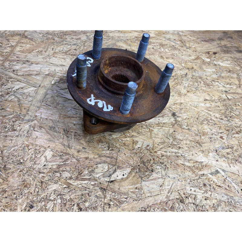 Ступица (подвеска) Chevrolet Cruze J300 13526966