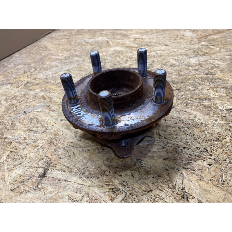 Ступица (подвеска) Ford Mustang MK6 FR3Z1104B