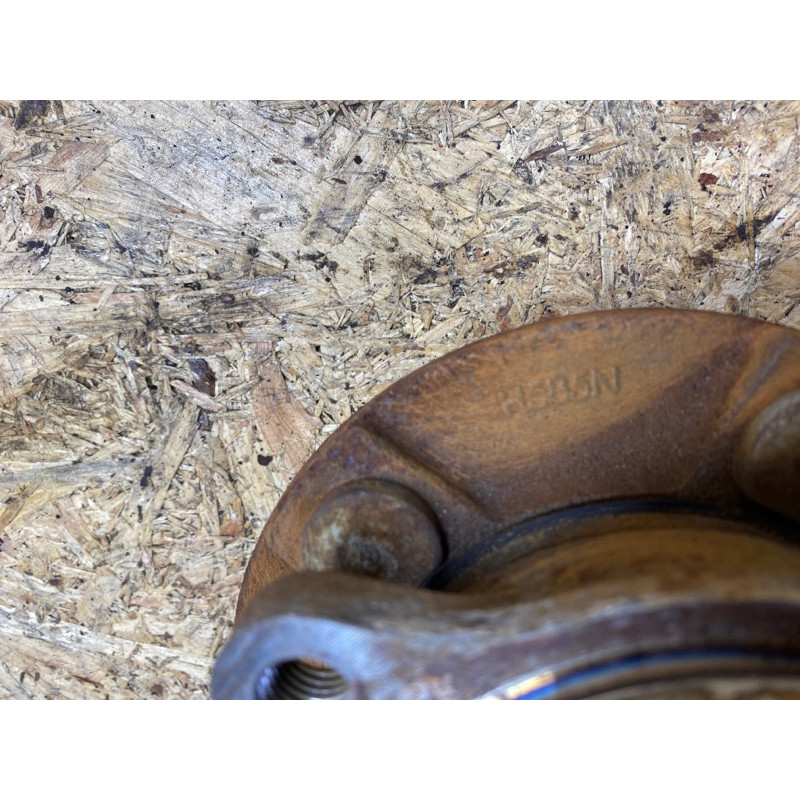 Ступица (подвеска) Ford Mustang MK6 FR3Z1104B