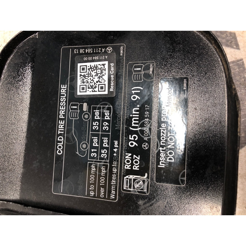 Кришка паливного бака (кузов і елементи) Mercedes-Benz E-class W211 2008 3.5 a2115843813