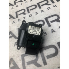 Привод заслонки отопителя