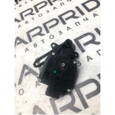 Привод заслонки отопителя