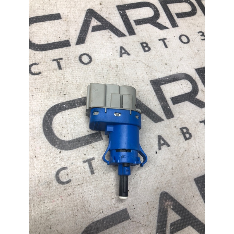 Концевик педали тормоза (электрика / датчики) FORD Focus MK3 2012 2.0 8t4t9g854aa