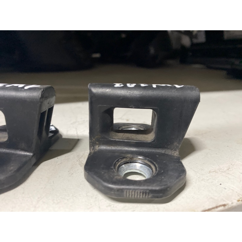 Замок дверей (кузов і елементи) Mercedes-Benz C-class W203 1.8 M111.951 A2037200004