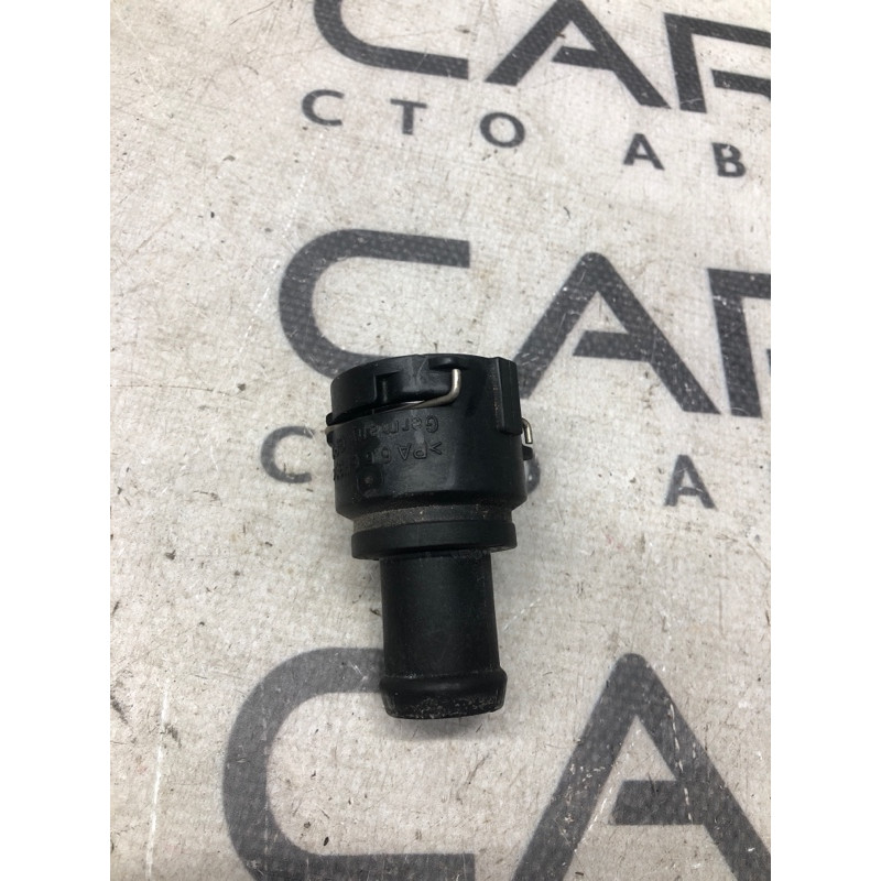 Фланец (система охлаждения) Volkswagen Passat B7 2014 1.8 3b0122291b