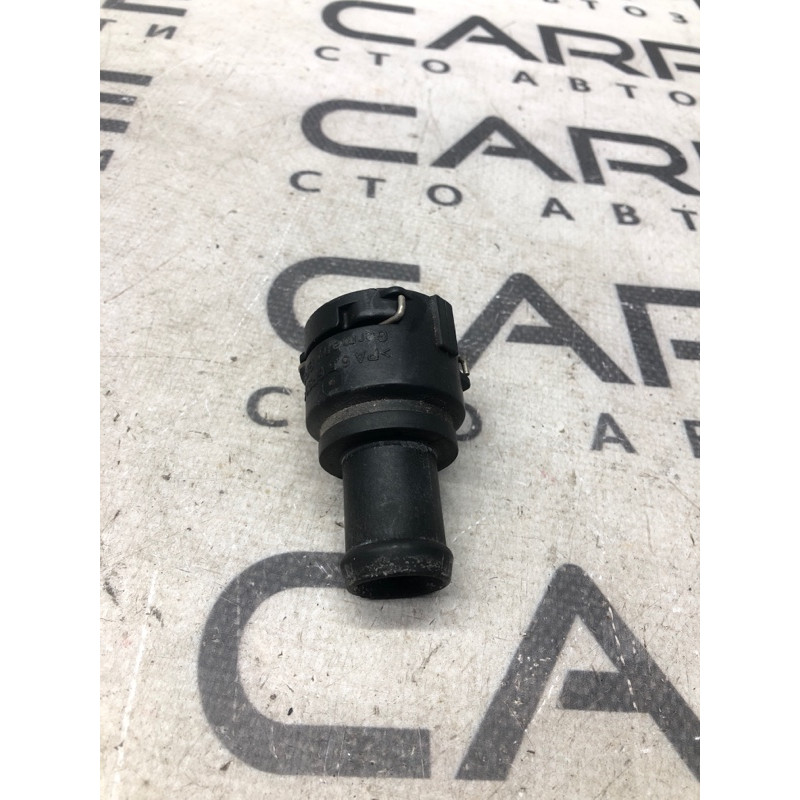 Фланец (система охлаждения) Volkswagen Passat B7 2014 1.8 3b0122291b