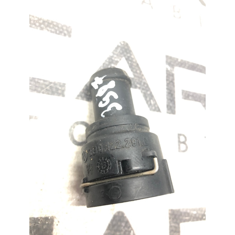 Фланец (система охлаждения) Volkswagen Passat B7 2014 1.8 3b0122291b