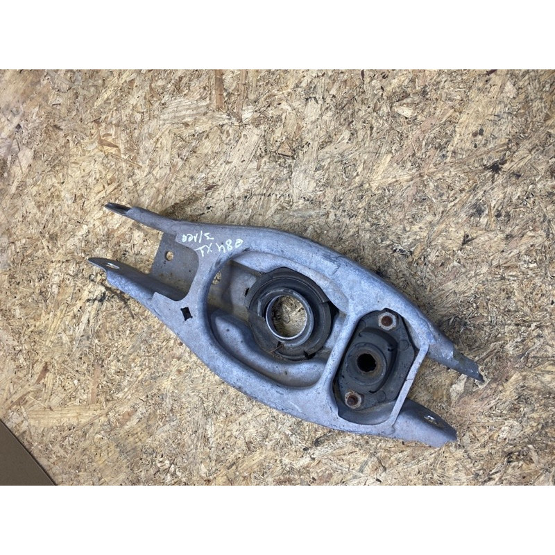 Рычаг подвески (подвеска) Bmw X1 E84 33326772899