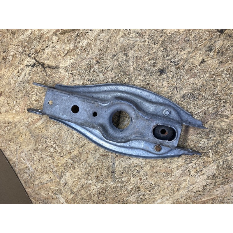 Рычаг подвески (подвеска) Bmw X1 E84 33326772899