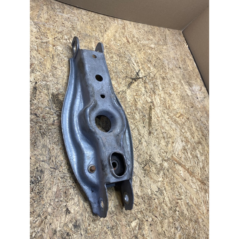 Рычаг подвески (подвеска) Bmw X1 E84 33326772899