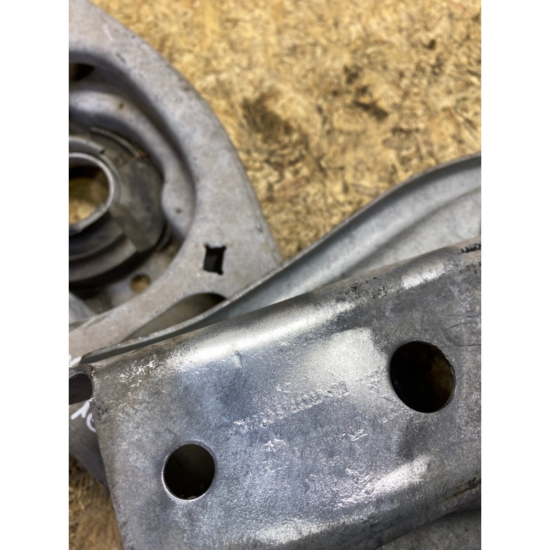 Рычаг подвески (подвеска) Bmw X1 E84 33326772899