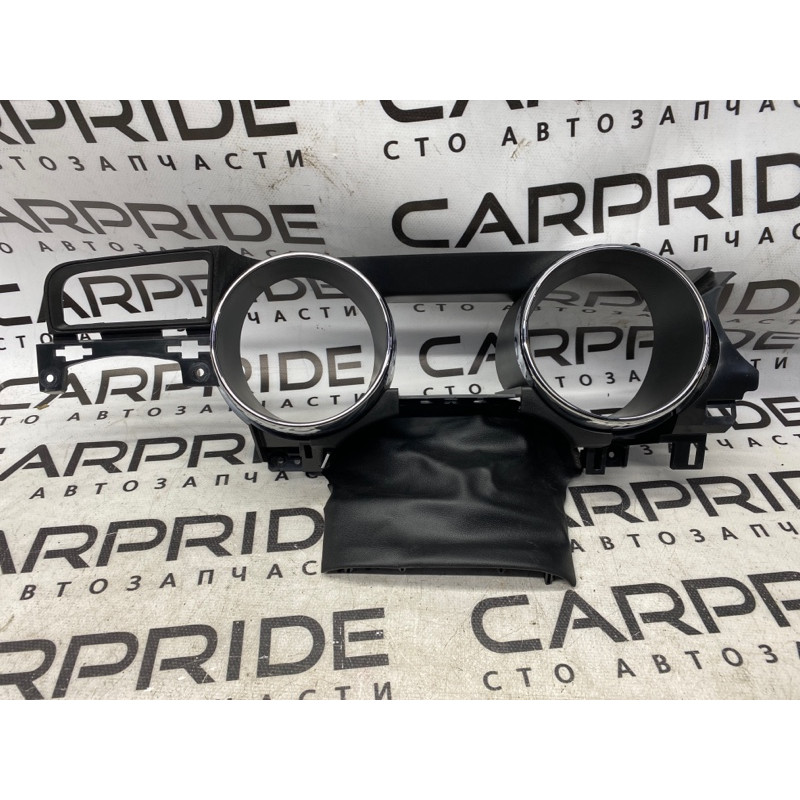 Накладка панели приборов (салон) FORD Mustang MK6 2015 FR3B63044D70B