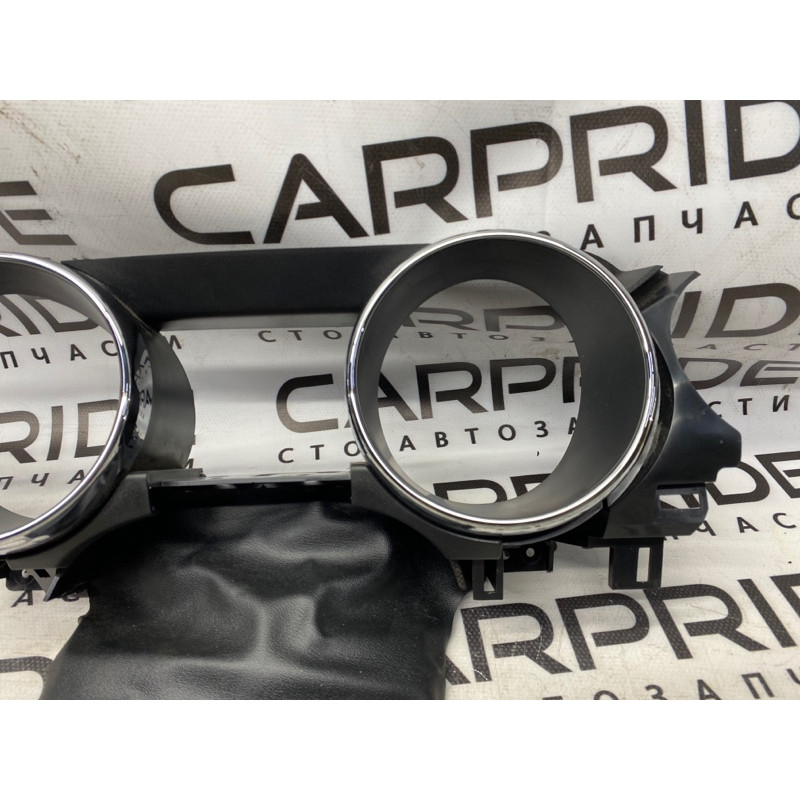 Накладка панели приборов (салон) FORD Mustang MK6 2015 FR3B63044D70B