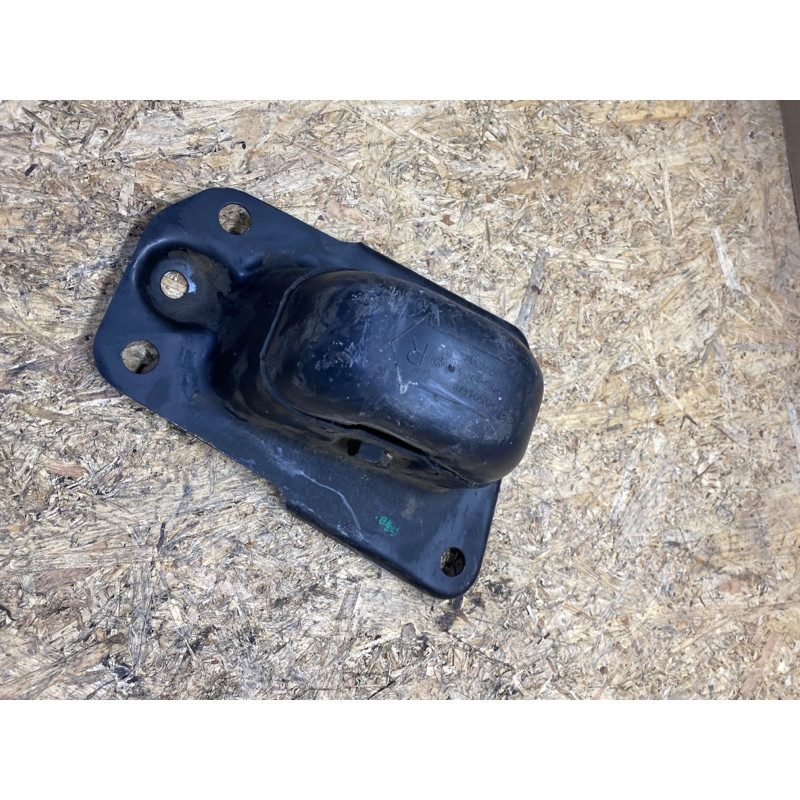 Кронштейн (двигатель и элементы) Volkswagen Jetta 5C 1k0505130j