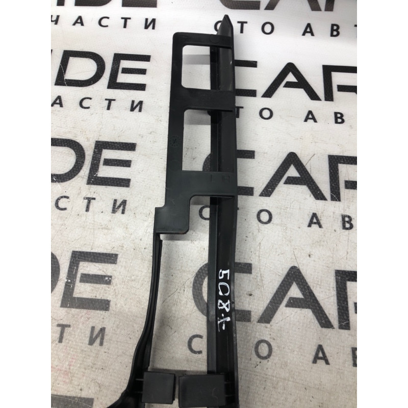 Заглушка сидения (салон) Cadillac Xt5 1 2016 3.6 23338295