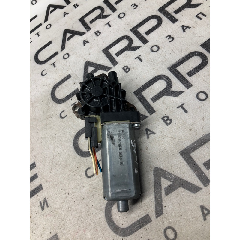 Моторчик регулировки сидения (электрика) Mercedes-Benz C-class W203 2007 3.0 0390203004