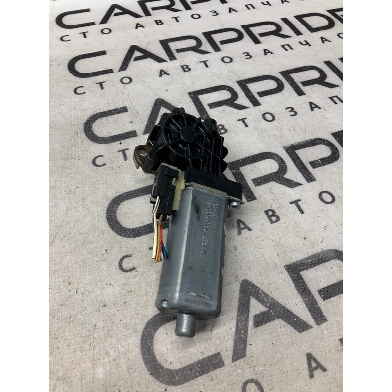 Моторчик регулировки сидения (электрика) Mercedes-Benz C-class W203 2007 3.0 0390203004