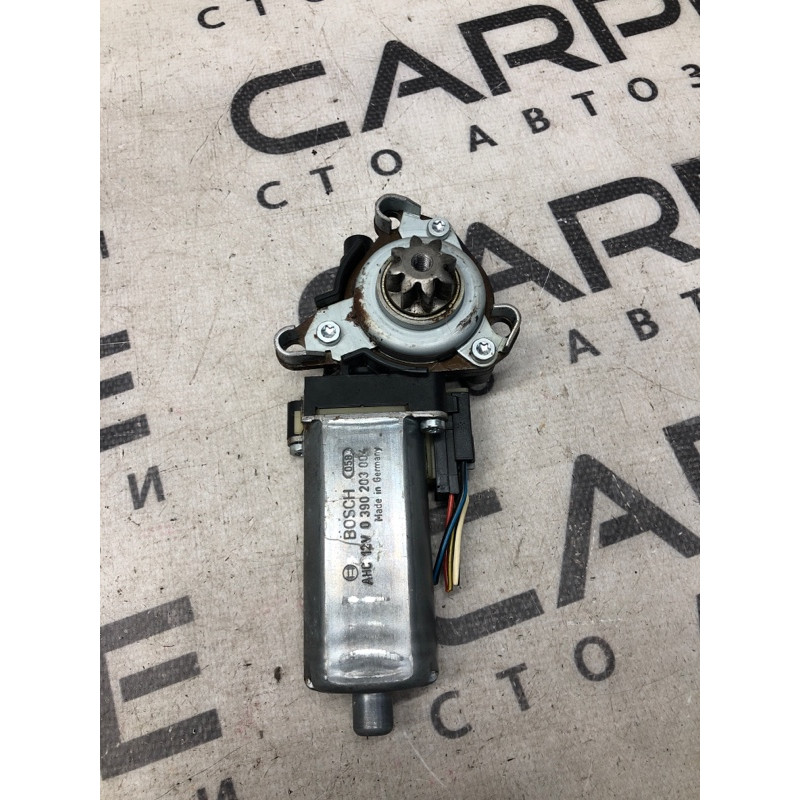 Моторчик регулировки сидения (электрика) Mercedes-Benz C-class W203 2007 3.0 0390203004