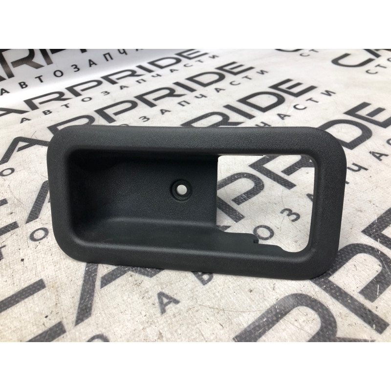 Накладка ручки внутренней (салон) Cadillac Xt5 1 2016 3.6 71ch3102