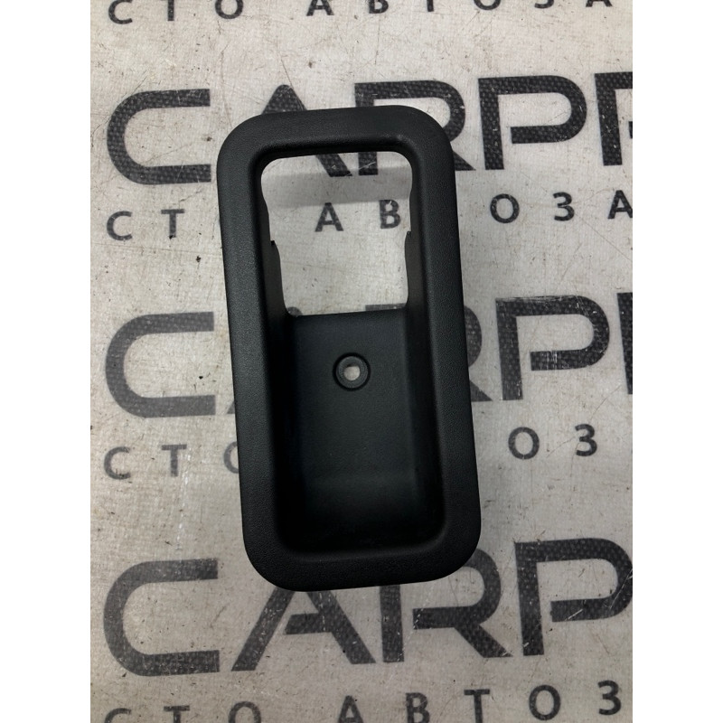 Накладка ручки внутренней (салон) Cadillac Xt5 1 2016 3.6 71ch3102