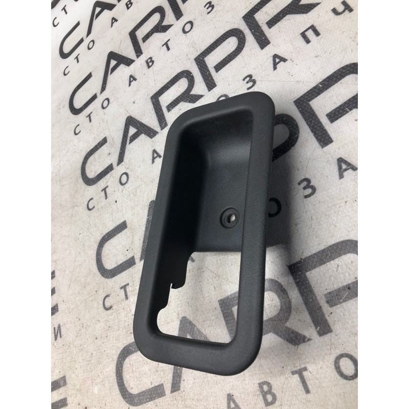 Накладка ручки внутренней (салон) Cadillac Xt5 1 2016 3.6 71ch3102