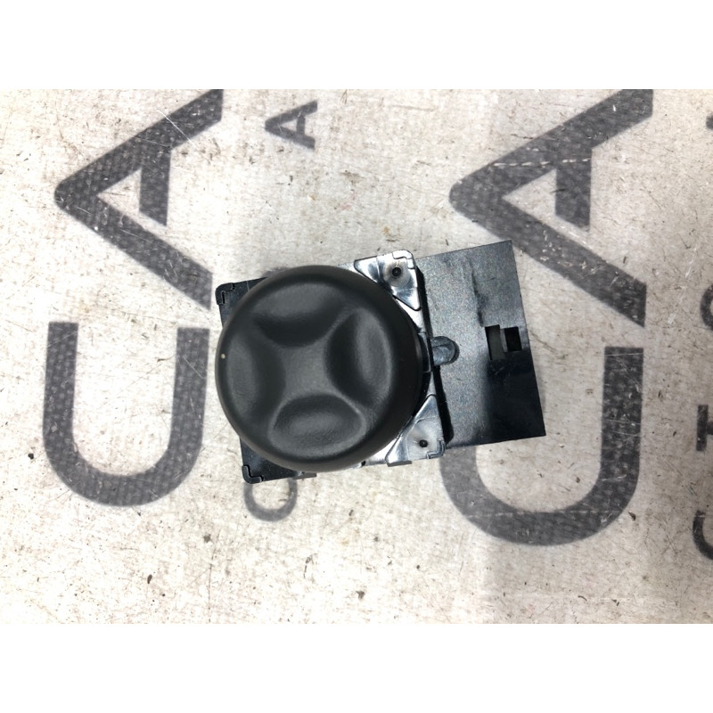 Кнопка регулировки сиденья (электрика / кнопки) Cadillac Xt5 1 2016 3.6 25802502