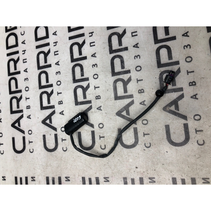 Датчик (электрика / датчики) Cadillac Xt5 1 2016 3.6 84086012