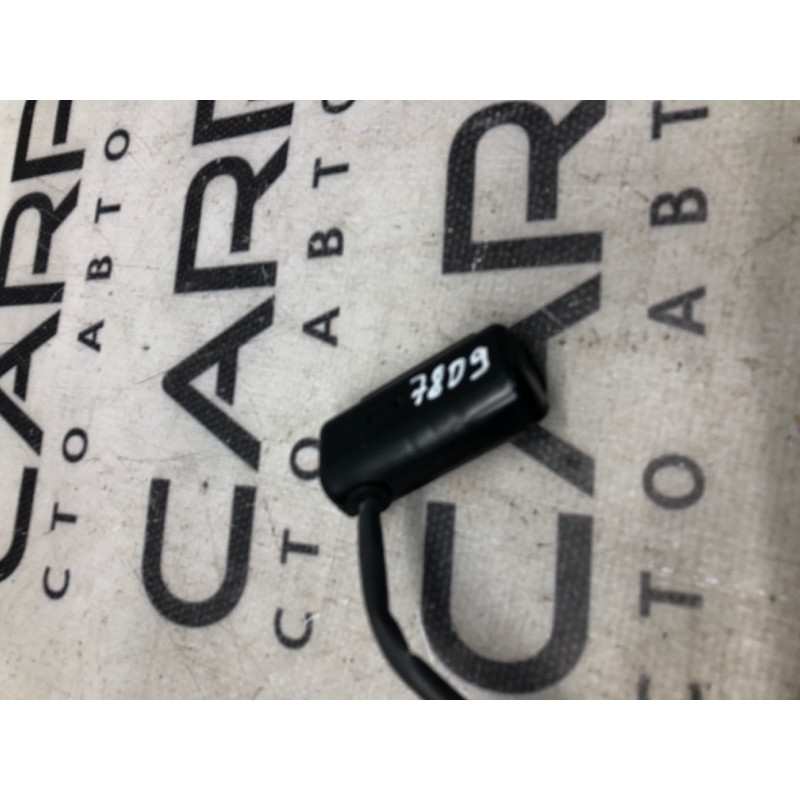 Датчик (электрика / датчики) Cadillac Xt5 1 2016 3.6 84086012