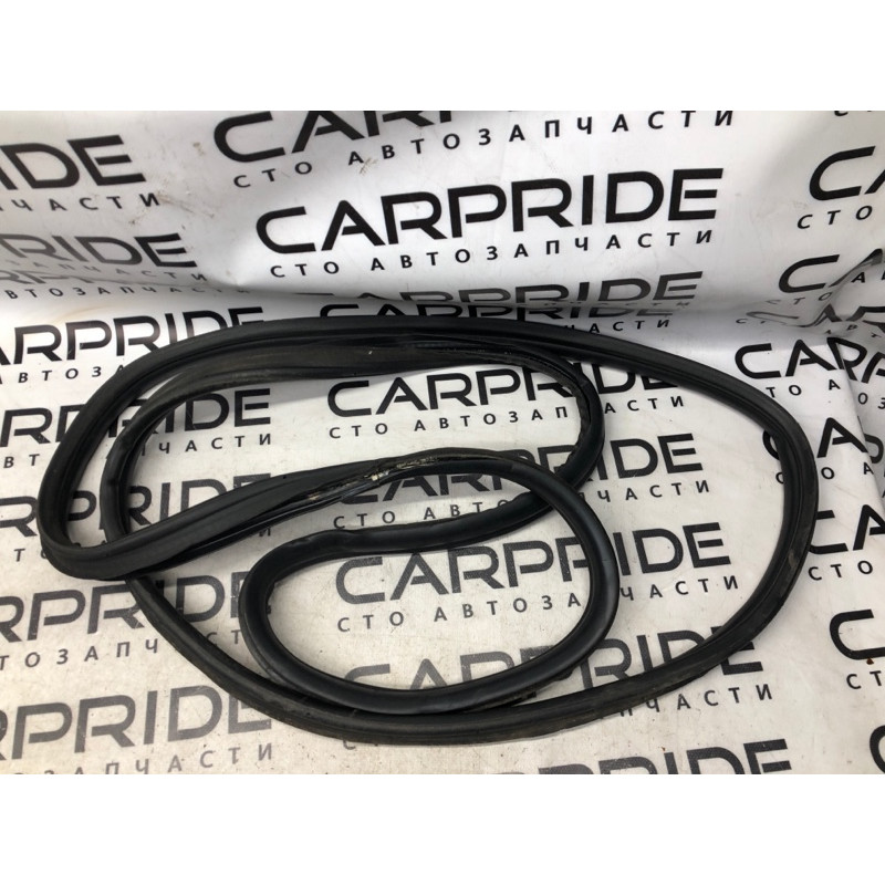 Уплотнитель проема багажника (кузов и элементы) Mercedes-Benz GL X164 2012 4.6 a1647401378