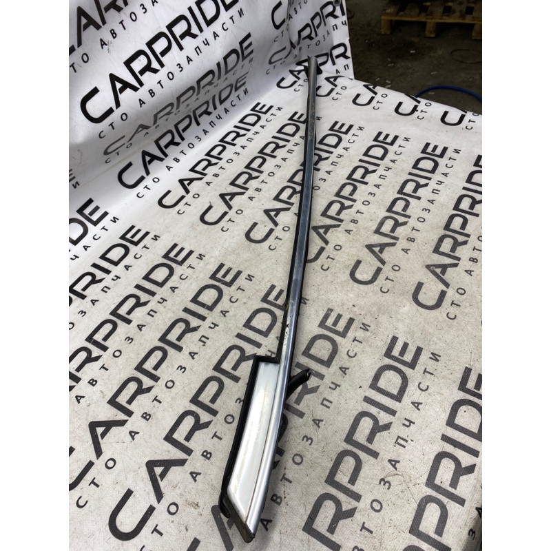 Молдинг стекла (кузов и элементы) BMW 3-series E93 2010 3.0 N52 51377119098