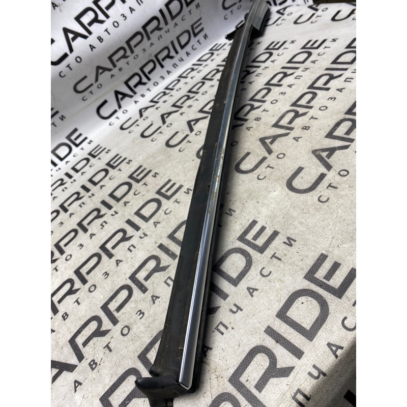 Молдинг стекла (кузов и элементы) BMW 3-series E93 2010 3.0 N52 51377119098