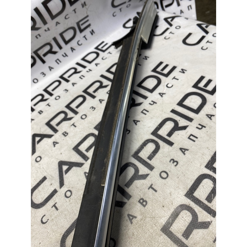 Молдинг стекла (кузов и элементы) BMW 3-series E93 2010 3.0 N52 51377119098