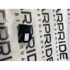 Привод заслонки отопителя