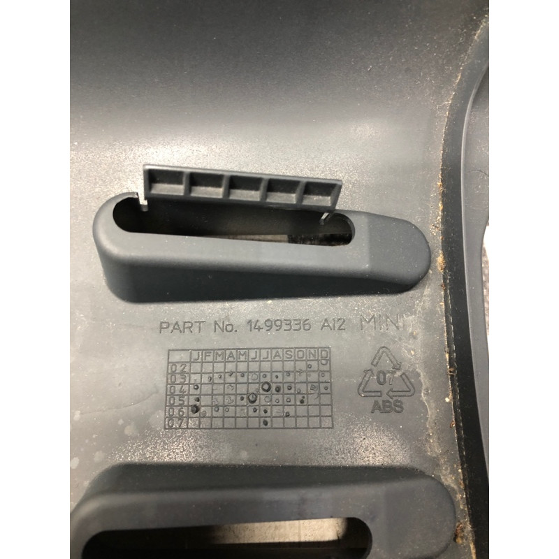 Кожух рульової колонки нижній (салон) Mini Cooper R53 S R53 2006 1.6 1499336