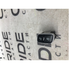 Кнопка блокировки центрального замка