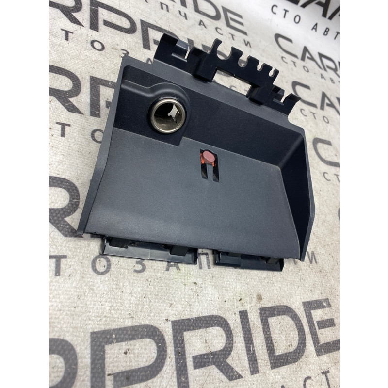 Накладка центральной консоли (салон) Subaru Impreza WRX 2019 66241fj011