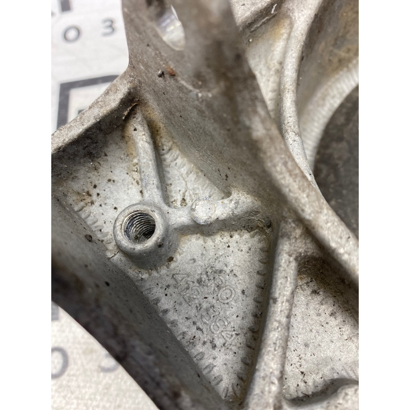 Опора стойки (подвеска) Audi Q5 8R 8r0412384