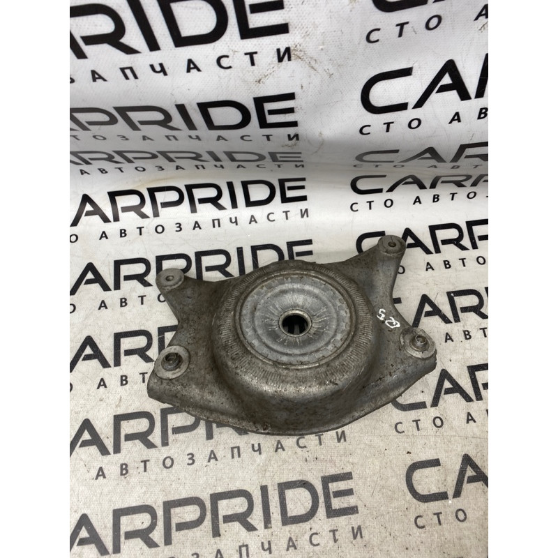 Опора стойки (подвеска) Audi Q5 8R 8r0412384