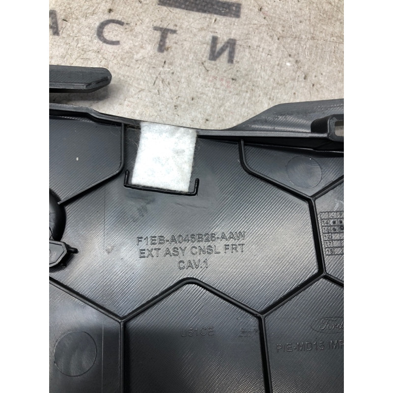 Накладка центральной консоли (салон) FORD Focus MK3 2015 2.0 F1EZ5804608AA