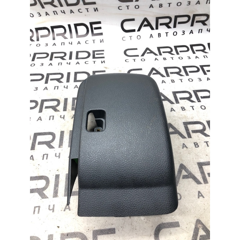 Кожух рульової колонки нижній (салон) Volkswagen Passat B7 2014 1.8 561858566