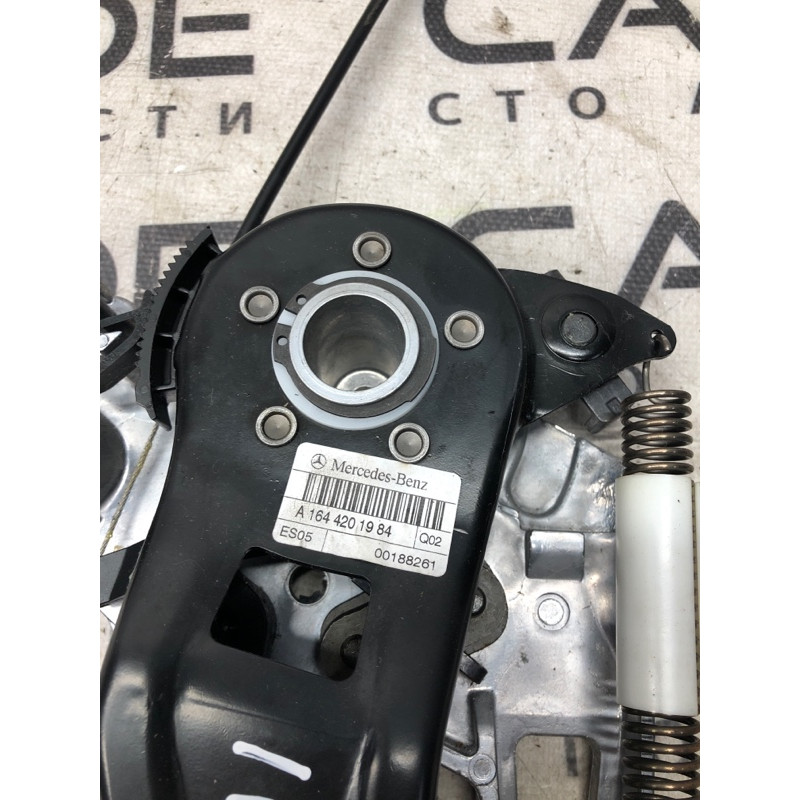 педаль стояночного гальма (гальмівна система) Mercedes-Benz GL X164 2012 4.6 a1644201984