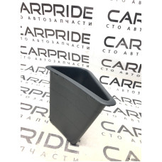 Лоток багажника