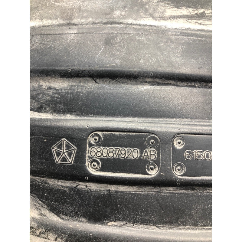 Подкрылок (кузов и элементы) Dodge Journey SXT 2013 3.6 68087920ab