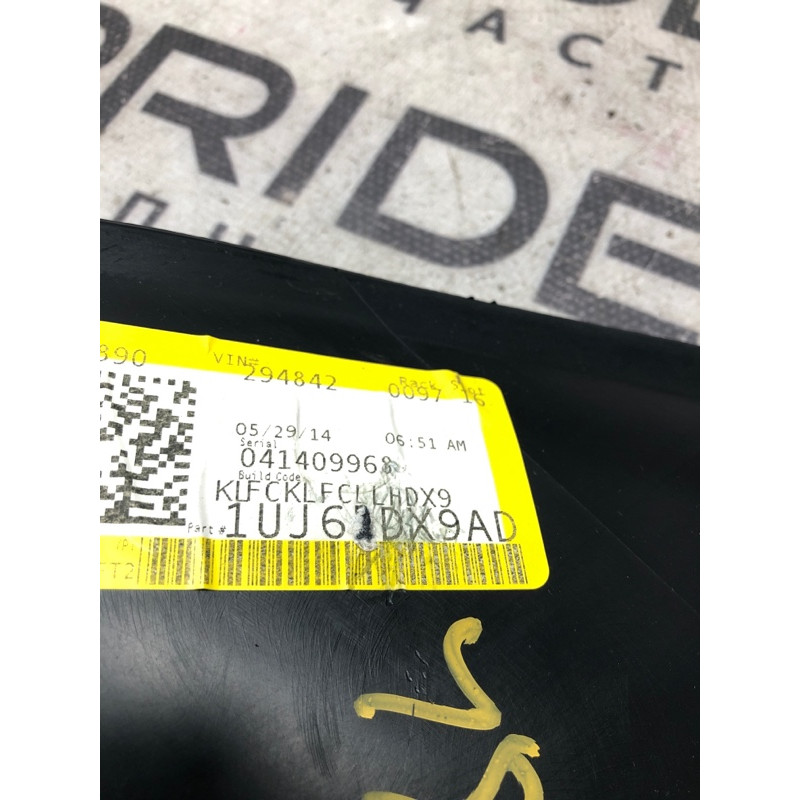 Накладка центральной консоли (салон) Jeep Cherokee KL 2014 3.2 1UJ65DX9AE